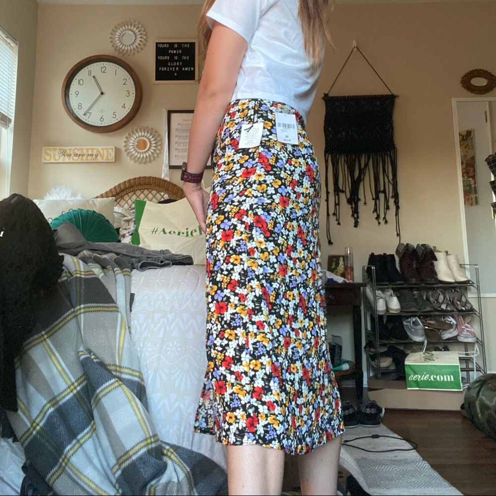 Forever 21 floral skirt